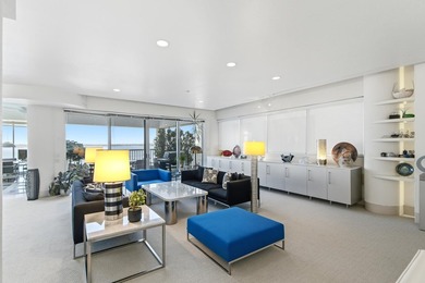 Architect-owned dual-level penthouse offers a serene retreat - photo 14
