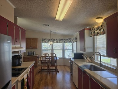 Waterfront living in Silver Dollar Golf and Trap Club, an - photo 20