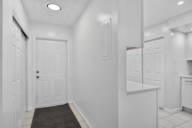 Beautifully renovated ground-floor condo in Palm Springs 2, a - photo 25
