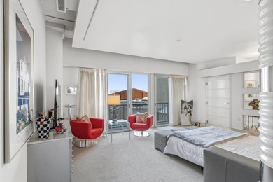 Architect-owned dual-level penthouse offers a serene retreat - photo 28