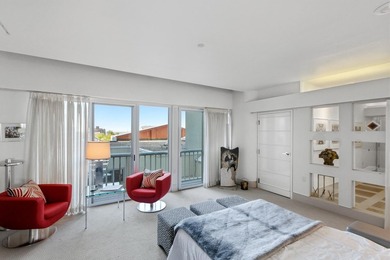 Architect-owned dual-level penthouse offers a serene retreat - photo 29