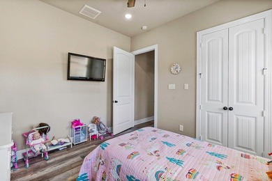 Welcome to this beautifully designed 4-bedroom, 2-bath home in - photo 32
