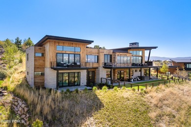 Perched at the high point of a private cul-de-sac in Red Ledges - photo 38