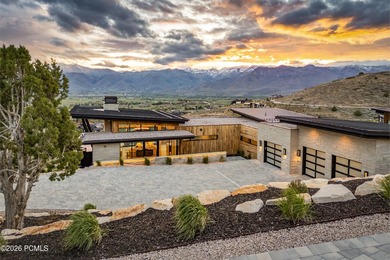 Perched at the high point of a private cul-de-sac in Red Ledges - photo 40