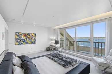 Architect-owned dual-level penthouse offers a serene retreat - photo 43