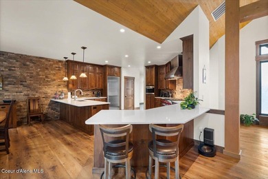 Welcome to this exquisite 2-year-old custom home, nestled in one - photo 19