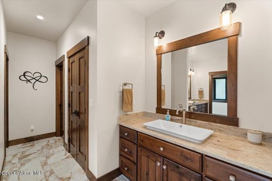 Welcome to this exquisite 2-year-old custom home, nestled in one - photo 29