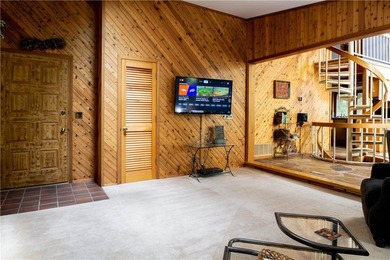 Turnkey Beaver Lake waterfront retreat with proven  income! - photo 12
