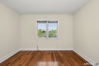 Welcome to 43 Harbor Drive in beautiful Shippan, where coastal - photo 19