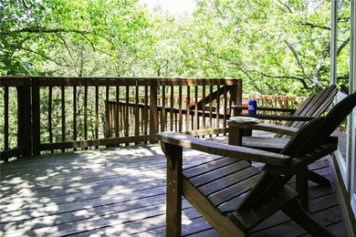 Turnkey Beaver Lake waterfront retreat with proven  income! - photo 21