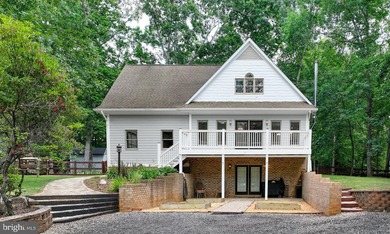 Perfect lake house! 3 Bedroom 2 full and 2 half baths plus a - photo 22