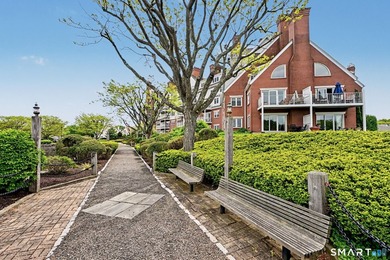 Welcome to 43 Harbor Drive in beautiful Shippan, where coastal - photo 25