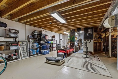 Why buy a place up north when you can live the lake lifestyle - photo 37