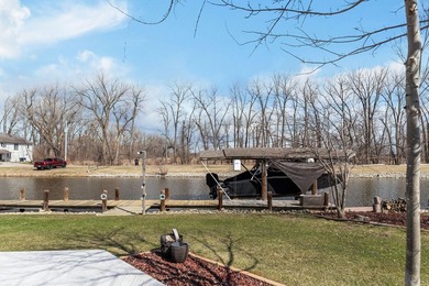 Why buy a place up north when you can live the lake lifestyle - photo 44