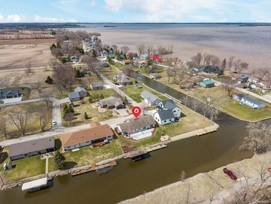 Why buy a place up north when you can live the lake lifestyle - photo 57