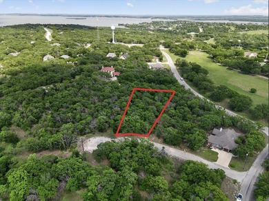 Nestled on a quiet cul-de-sac, this beautiful treed lot offers - photo 1