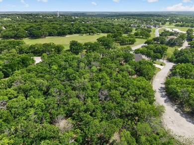 Nestled on a quiet cul-de-sac, this beautiful treed lot offers - photo 6