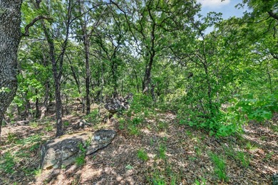 Nestled on a quiet cul-de-sac, this beautiful treed lot offers - photo 8