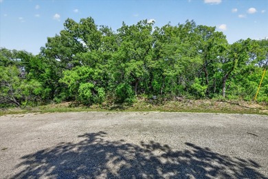 Nestled on a quiet cul-de-sac, this beautiful treed lot offers - photo 9