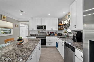 Live the ultimate coastal boating lifestyle in this beautifully - photo 15