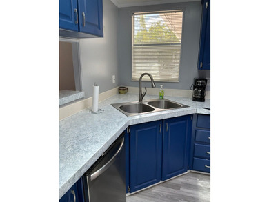 Spacious Home in Active 55+ Community (40+ Allowed) - Move-In - photo 8