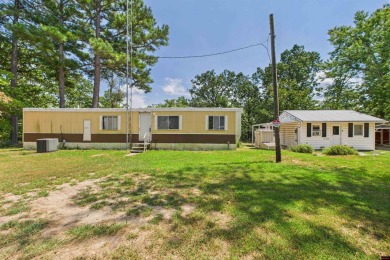 Norfork Lake Home For Sale in Mountain Home Arkansas