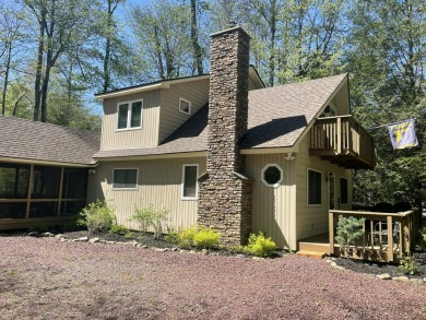 Lake Home For Sale in Pocono Pines, Pennsylvania
