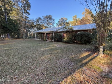 Charming Country Home on 12 Acres in Bay Springs Community!Come - photo 5