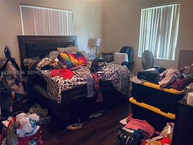 Excellent investment opportunity in Miami! Corner double size - photo 9