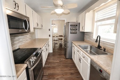 Ultimate Wilmington Freedom: Single-Level Living on 0.45 Acres - photo 11