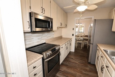 Ultimate Wilmington Freedom: Single-Level Living on 0.45 Acres - photo 13