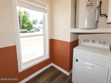 Ultimate Wilmington Freedom: Single-Level Living on 0.45 Acres - photo 17