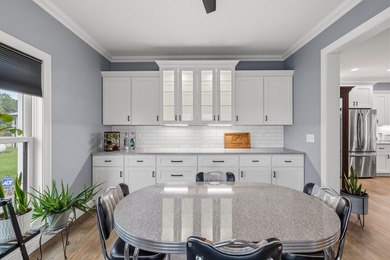 Experience the perfect blend of comfort, style, and country - photo 17
