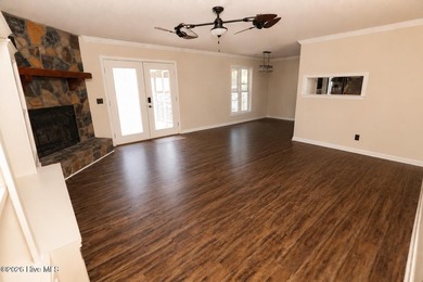 Ultimate Wilmington Freedom: Single-Level Living on 0.45 Acres - photo 20