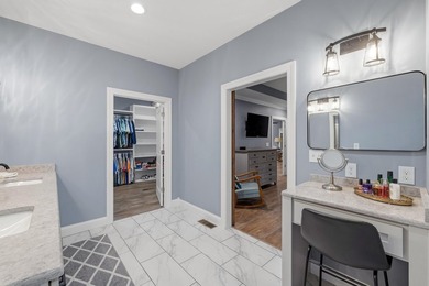 Experience the perfect blend of comfort, style, and country - photo 25