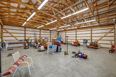Experience the perfect blend of comfort, style, and country - photo 41