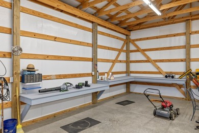 Experience the perfect blend of comfort, style, and country - photo 42