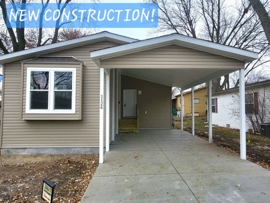 Willow Lakes Home For Sale in Elgin Illinois