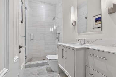 ***OFFER DEADLINE Tuesday 07/28 at 6:00PM*** Welcome to this - photo 18