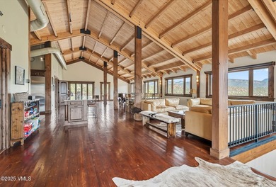 STUNNING LUXURY RETREAT! This captivating legacy ranch is just - photo 19