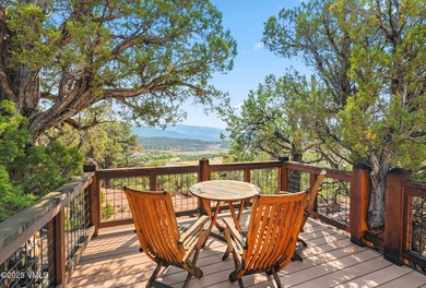 STUNNING LUXURY RETREAT! This captivating legacy ranch is just - photo 31
