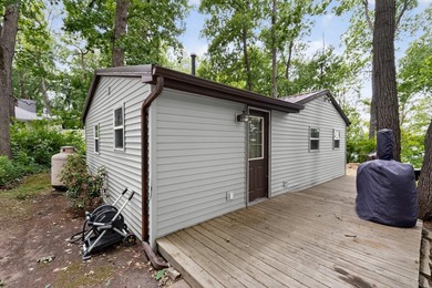 Year Round 1 bedroom Cottage on Birch Lake. Large Deck and Deck - photo 1