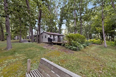 Year Round 1 bedroom Cottage on Birch Lake. Large Deck and Deck - photo 2