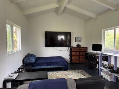 Additional listing photo 4