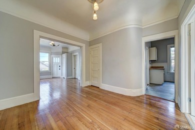 Set on Bernal Heights' North Slope, this updated duplex offers a - photo 37