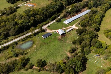 Turn-key egg farm on 21 acres. Property includes a fully - photo 9