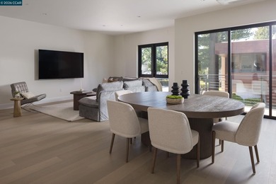 Experience the pinnacle of East Bay sophistication at Blue Oak - photo 11