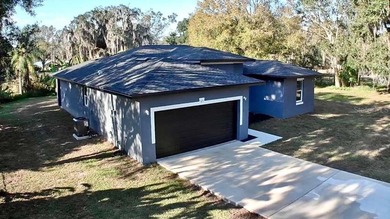NEW CONSTRUCTION, MODERN ELEGANCE IN THE FRIENDLY CITY OF - photo 7