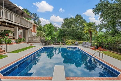 Rustic paradise on the water! This incredible home is in - photo 9