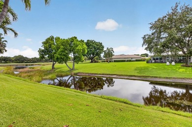 THIS BEAUTIFUL UPDATED 3 BEDROOM 2 BATH VILLA IS READY FOR A NEW - photo 36